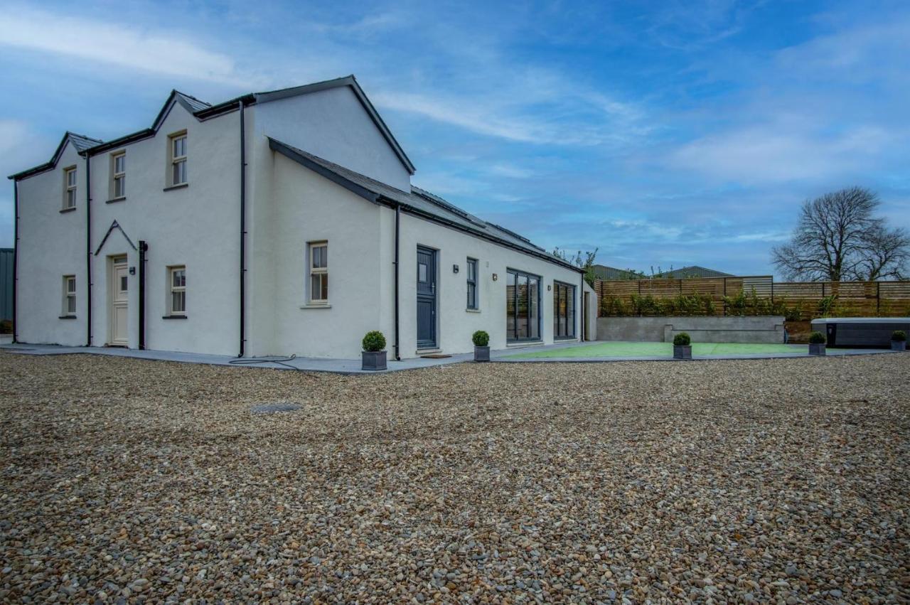 Kiln Park Farmhouse - 4 Bedroom Cottage - 나버스 외부 사진