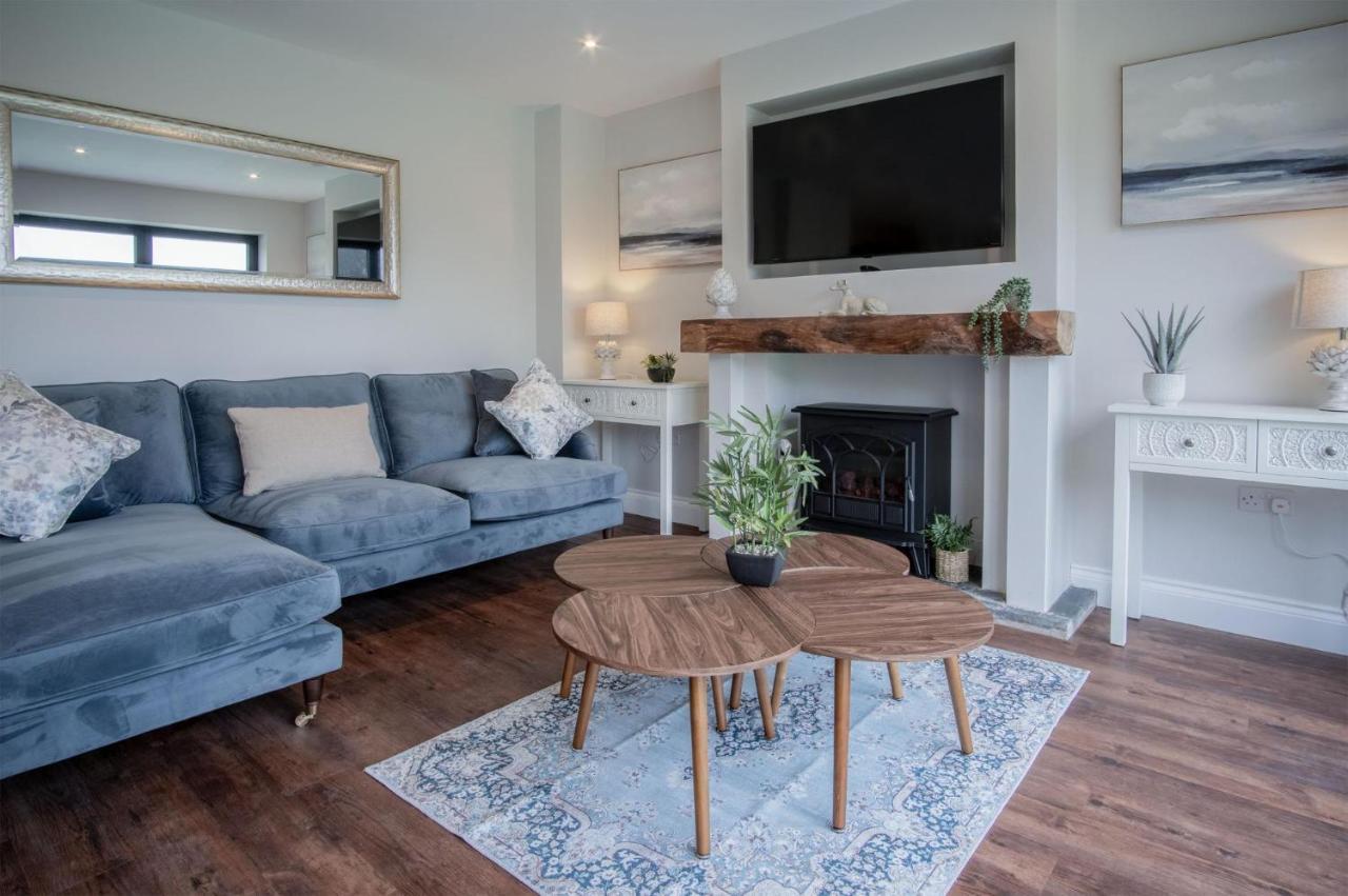Kiln Park Farmhouse - 4 Bedroom Cottage - 나버스 외부 사진