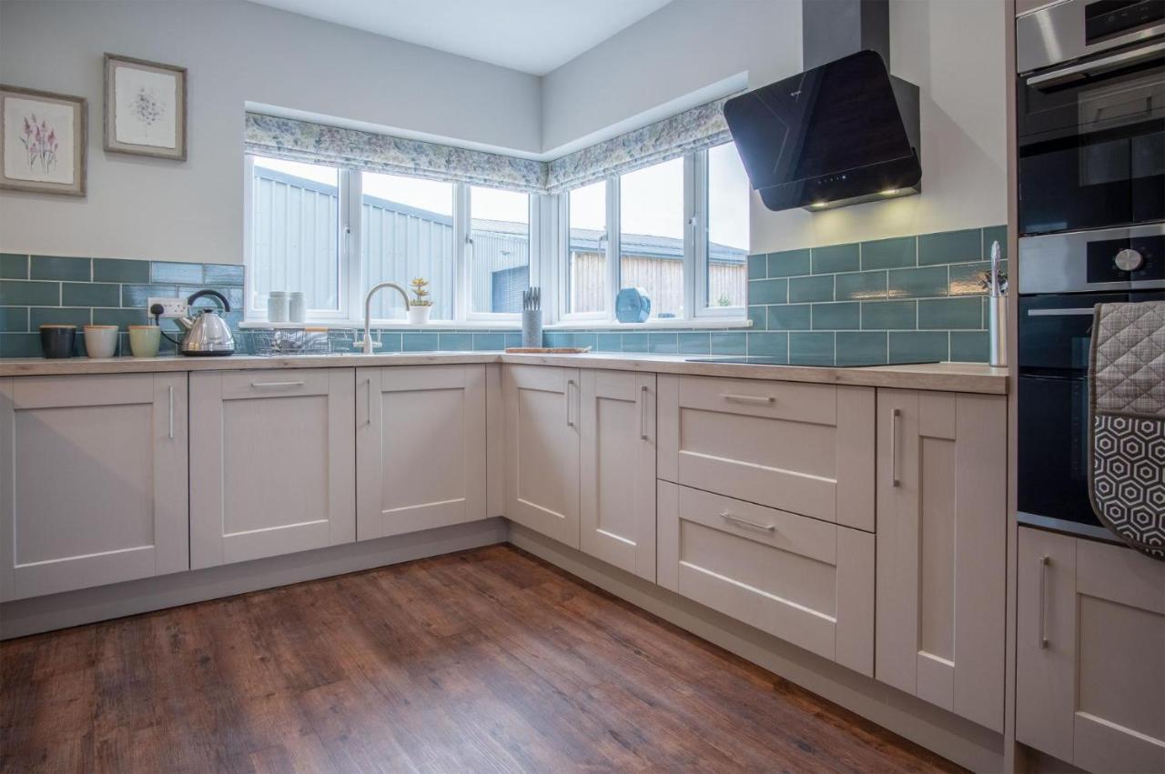 Kiln Park Farmhouse - 4 Bedroom Cottage - 나버스 외부 사진