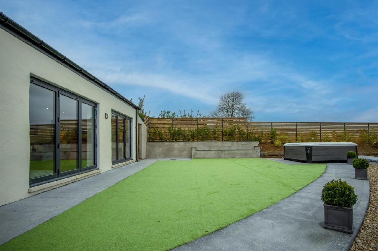 Kiln Park Farmhouse - 4 Bedroom Cottage - 나버스 외부 사진