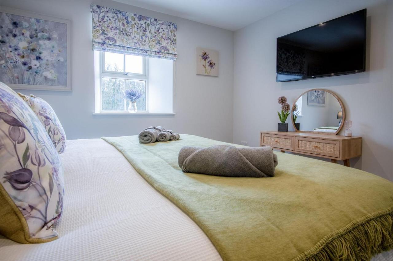 Kiln Park Farmhouse - 4 Bedroom Cottage - 나버스 외부 사진