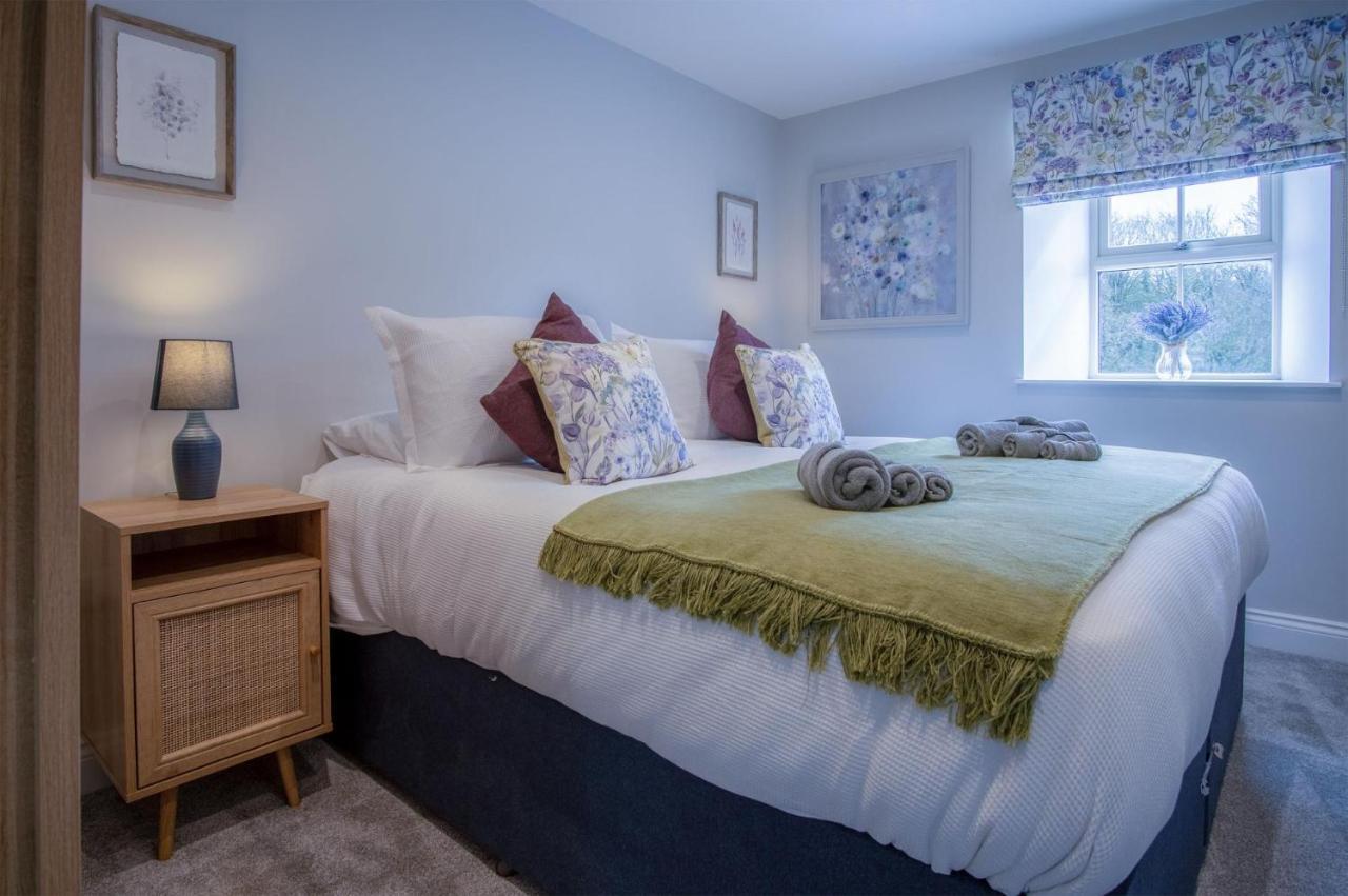 Kiln Park Farmhouse - 4 Bedroom Cottage - 나버스 외부 사진