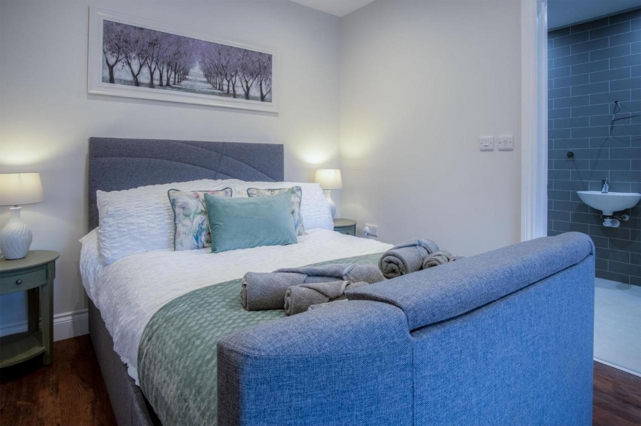 Kiln Park Farmhouse - 4 Bedroom Cottage - 나버스 외부 사진