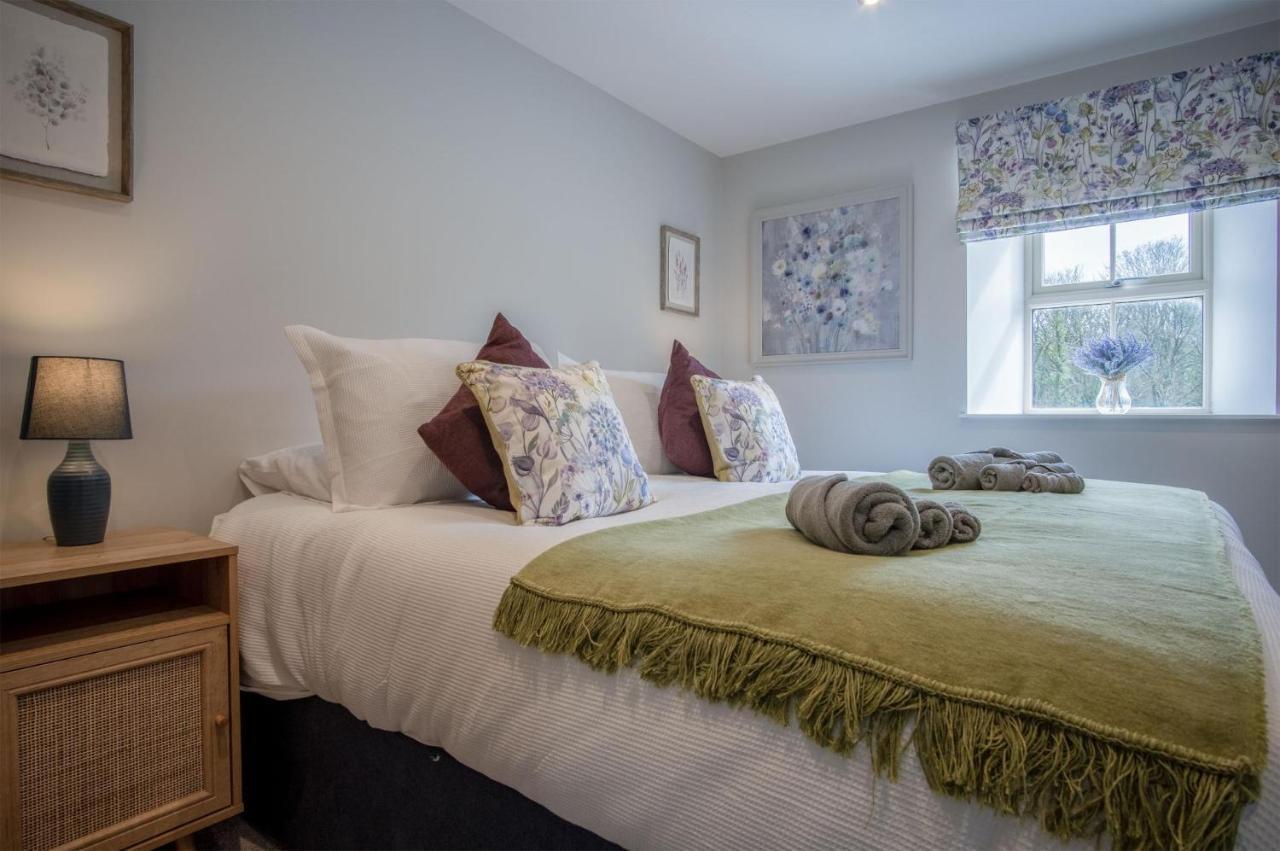 Kiln Park Farmhouse - 4 Bedroom Cottage - 나버스 외부 사진