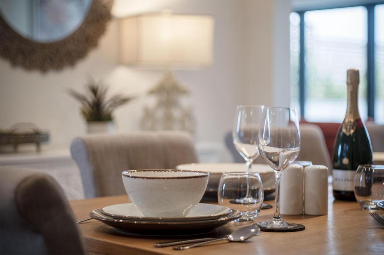 Kiln Park Farmhouse - 4 Bedroom Cottage - 나버스 외부 사진