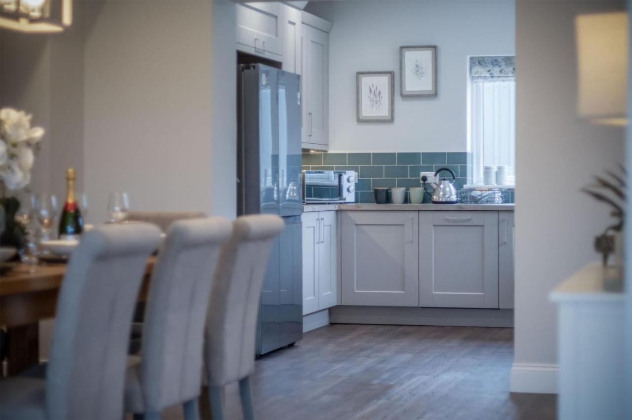 Kiln Park Farmhouse - 4 Bedroom Cottage - 나버스 외부 사진