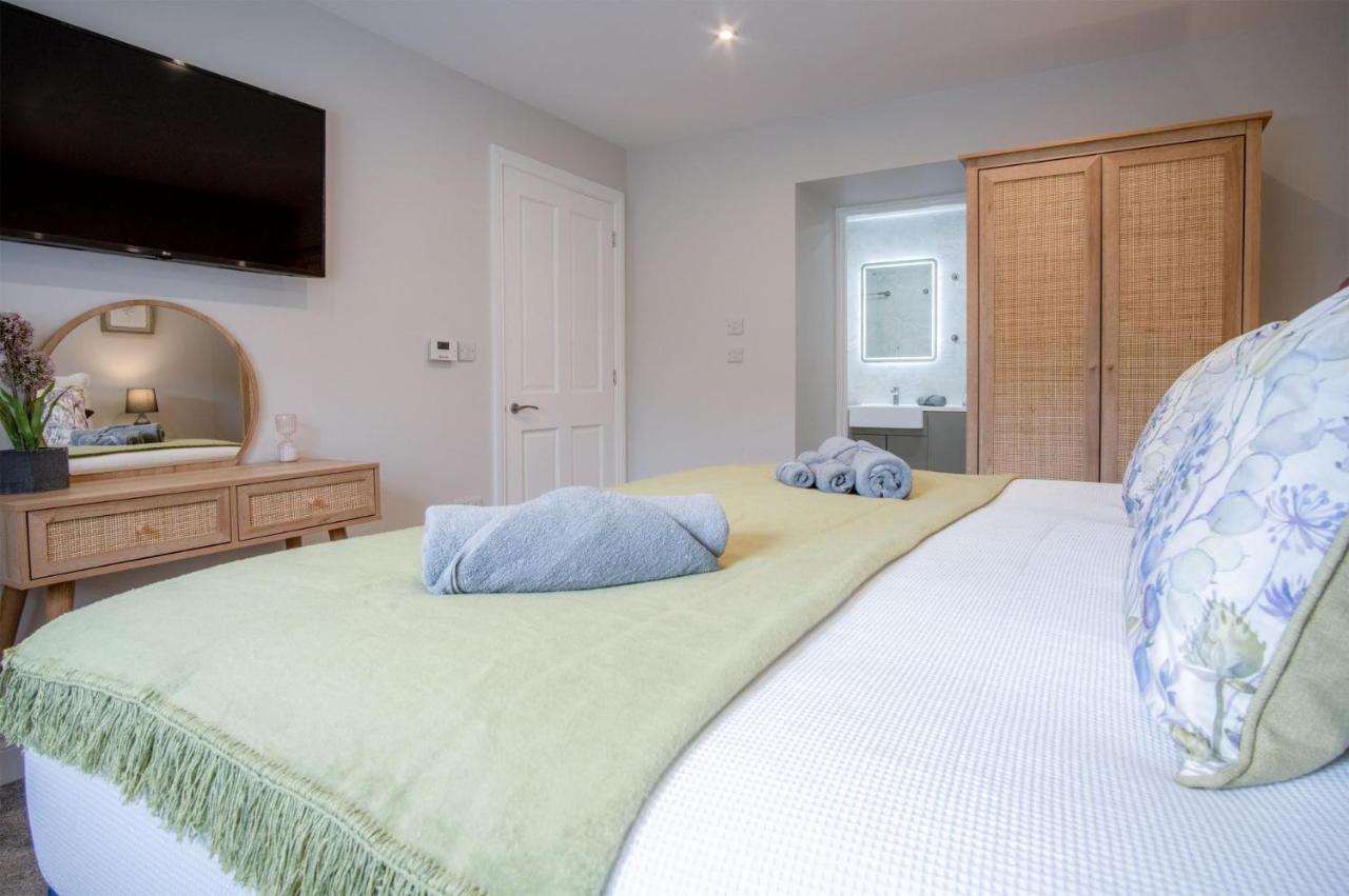 Kiln Park Farmhouse - 4 Bedroom Cottage - 나버스 외부 사진