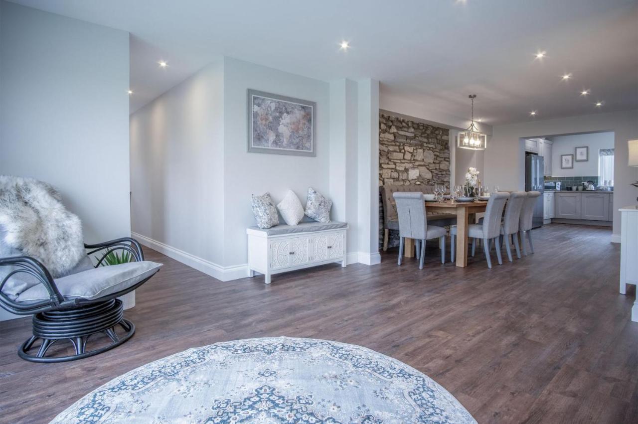 Kiln Park Farmhouse - 4 Bedroom Cottage - 나버스 외부 사진