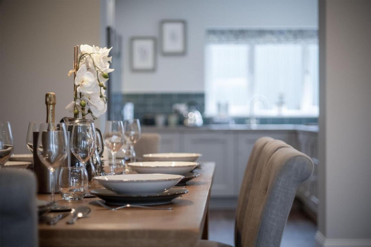 Kiln Park Farmhouse - 4 Bedroom Cottage - 나버스 외부 사진