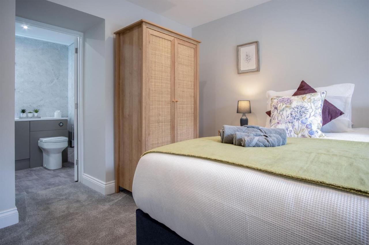 Kiln Park Farmhouse - 4 Bedroom Cottage - 나버스 외부 사진